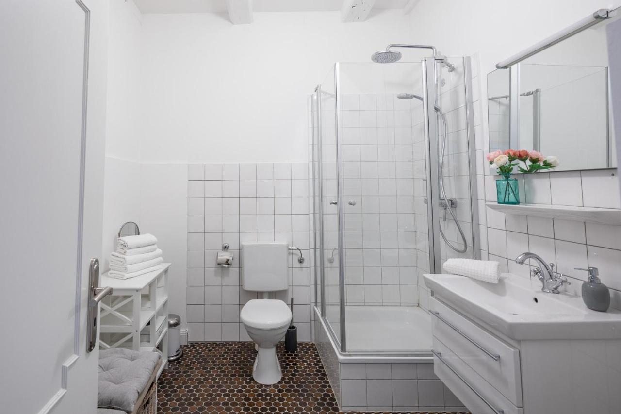 Altes Kontorhaus Kajuete Apartment Husum  Ngoại thất bức ảnh